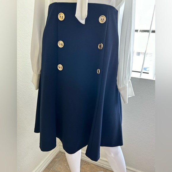 DKNY TIE NECK/BUTTON SKIRT NWOT DRESS SIZE 6 - Picture 2 of 6